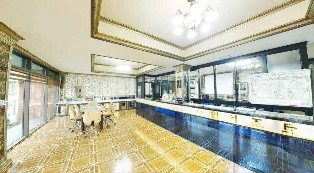 Jeju Nine Resort Exteriör bild
